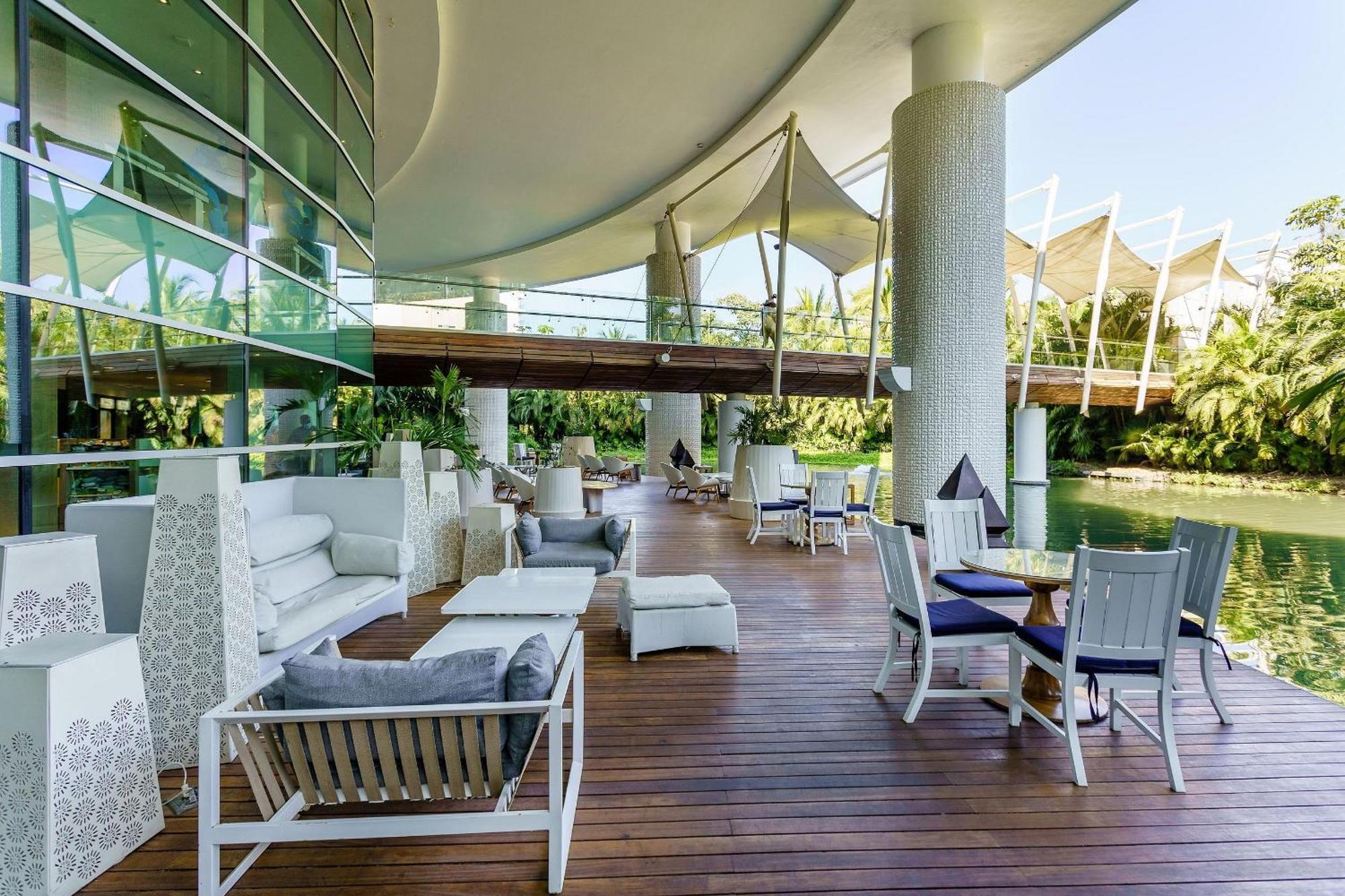 The Grand Luxxe Three Bedroom Spa Suite นวยโวบาญาร์ตา ภายนอก รูปภาพ