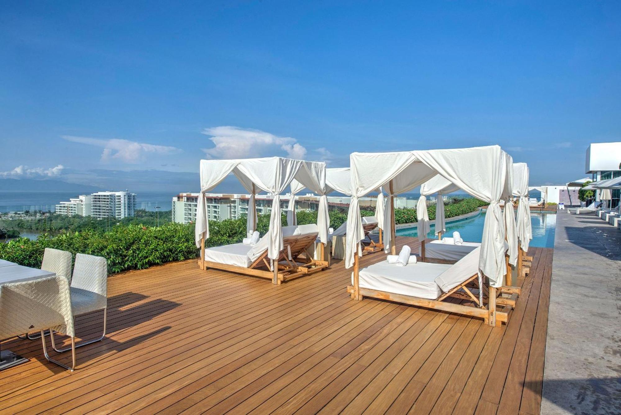The Grand Luxxe Three Bedroom Spa Suite นวยโวบาญาร์ตา ภายนอก รูปภาพ